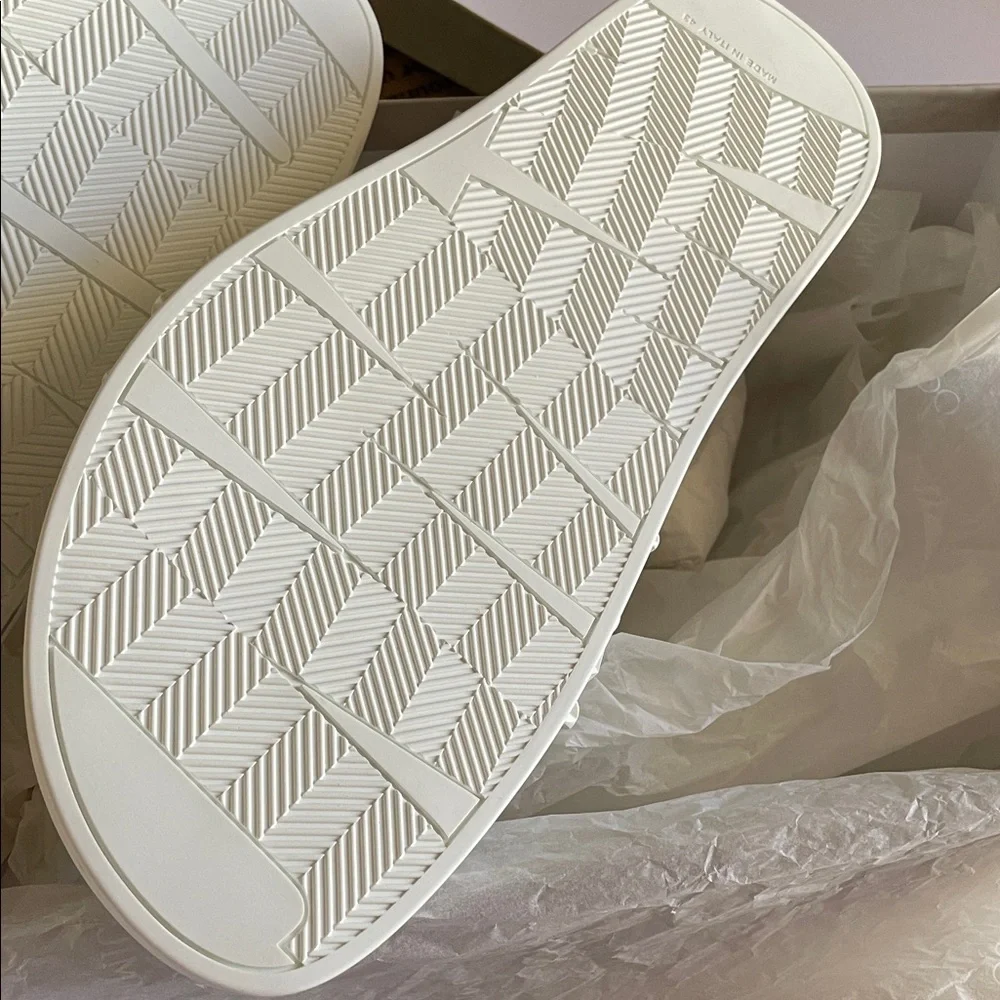 JIMMY CHOO White Star Embellished Unisex Slides - Picture 6 of 14